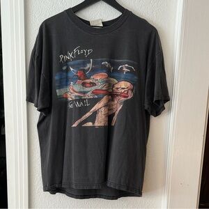 Pink Floyd The Wall Graphic T-Shirt